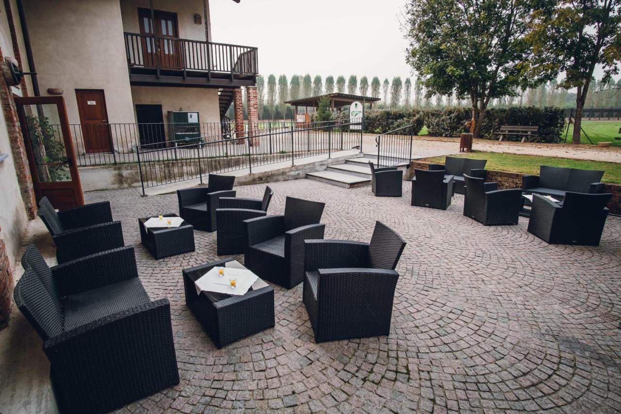 Hotel Ultimo Borgo Settimo Torinese Luaran gambar